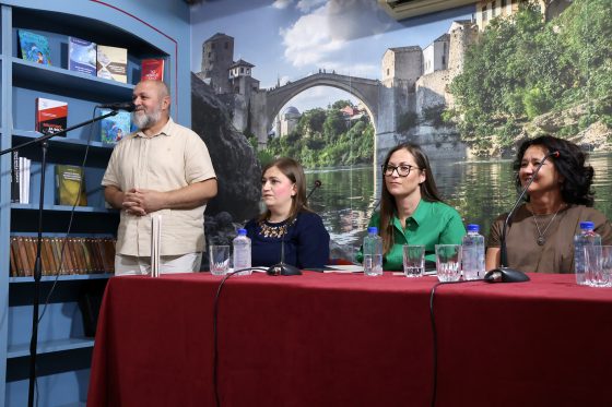 Predstavljena Zbirka poezije Aide Džiho Šator